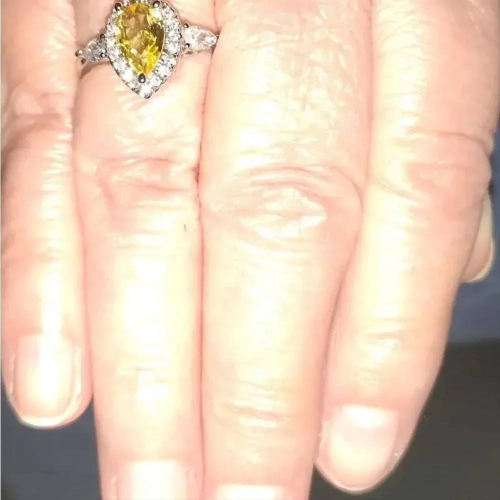 Ladies Timeless Elegant  Tear Drop Simulated Diamonds ring